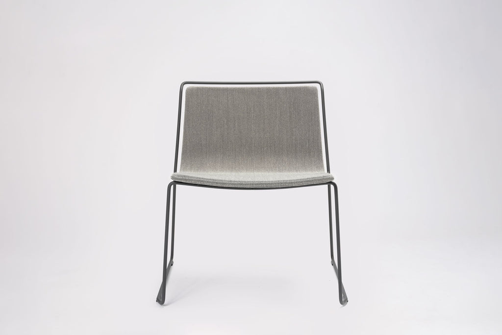 Alo Lounge Chair by Ondarreta, view 2