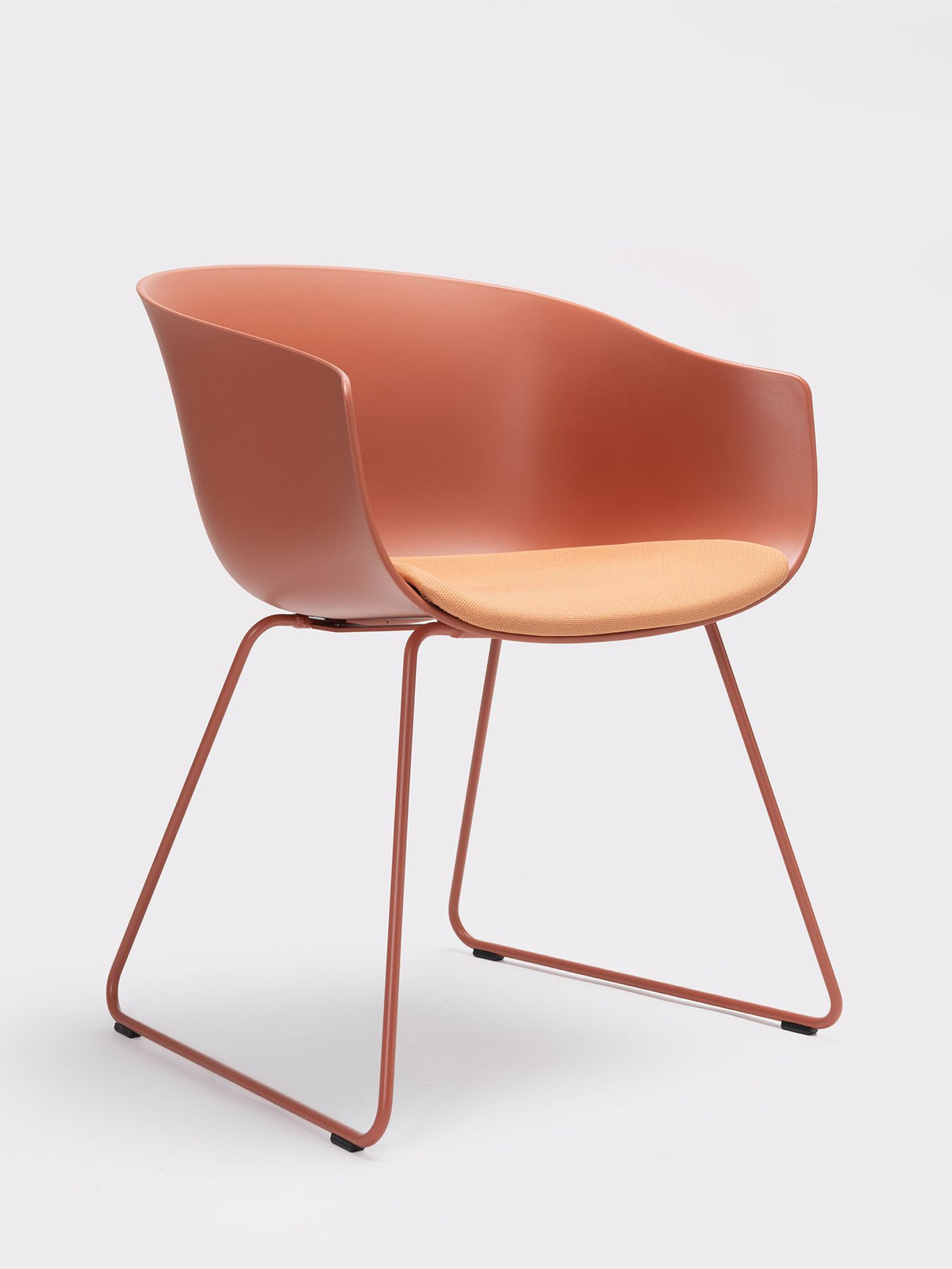 Bai Sled Chair by Ondarreta, view 3