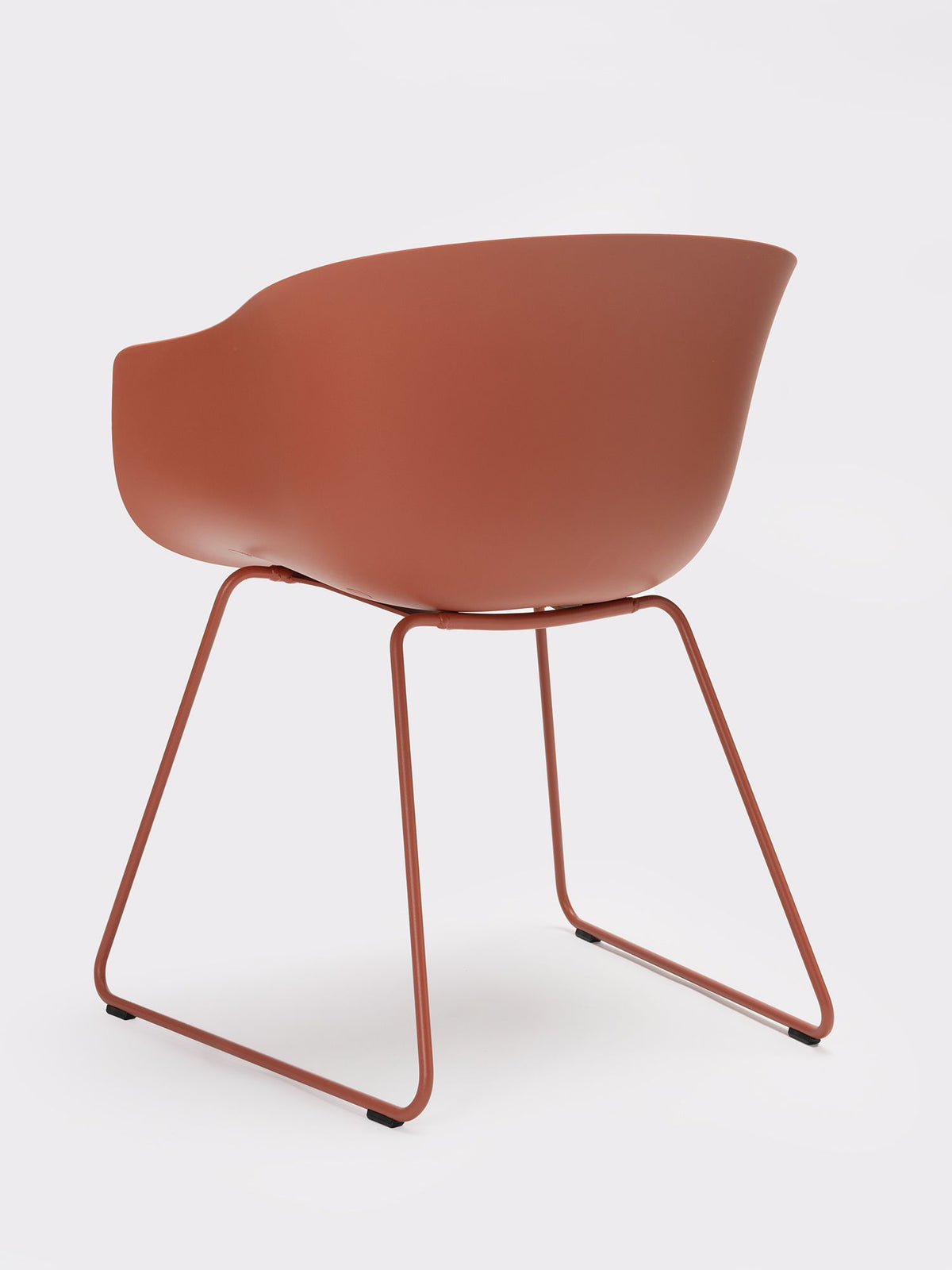 Bai Sled Chair by Ondarreta, view 6
