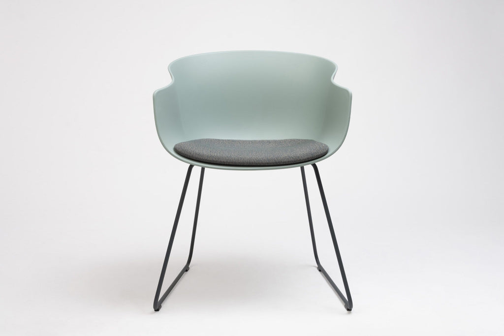 Bai Sled Chair by Ondarreta, view 8