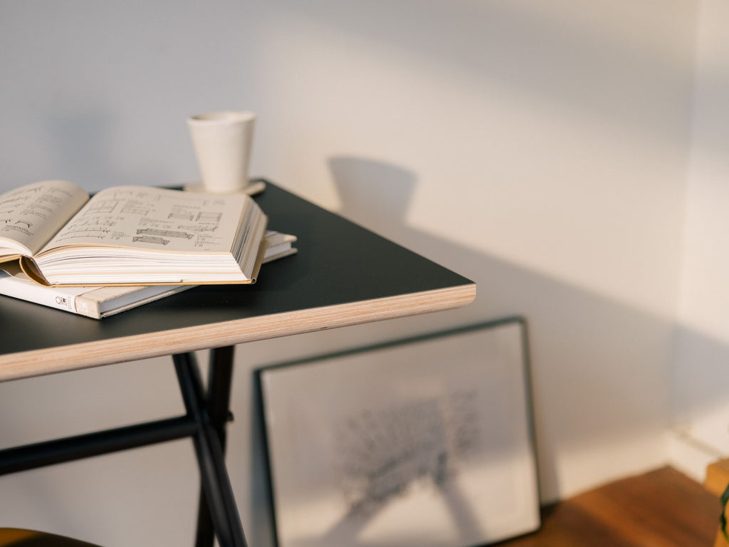 Bai Steel Desk by Ondarreta, view 7