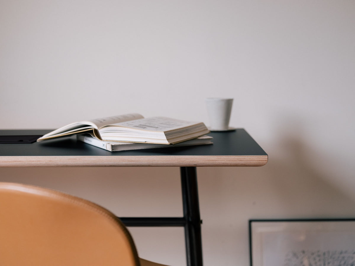 Bai Steel Desk by Ondarreta, view 9