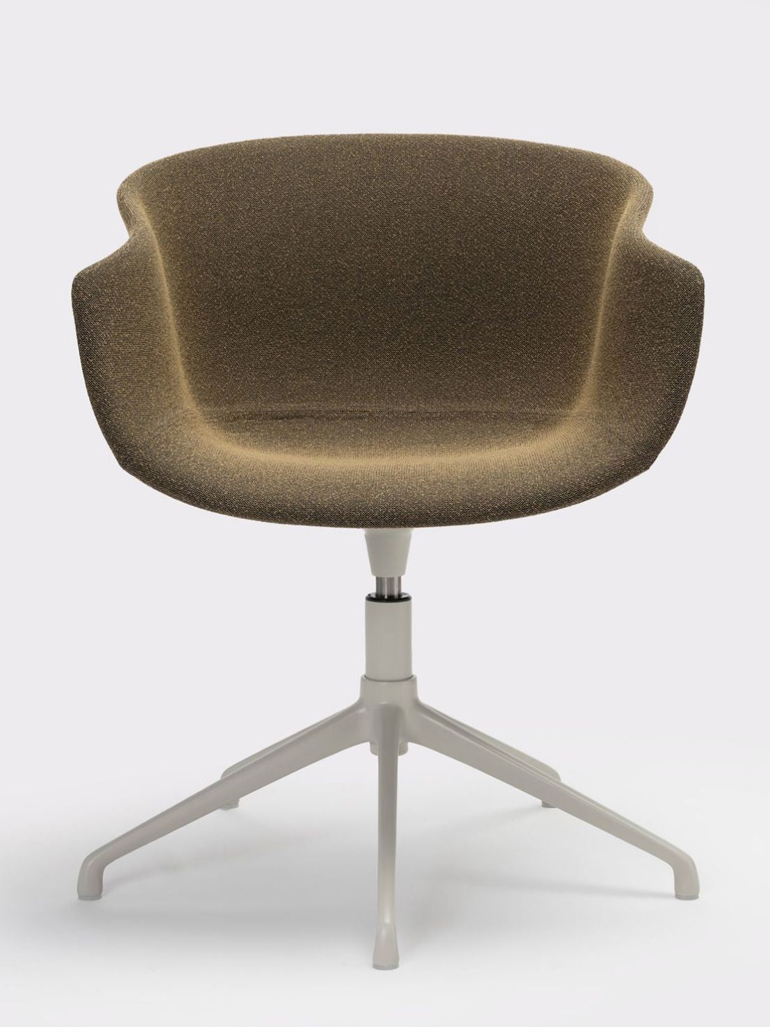 Bai Swivel Chair by Ondarreta