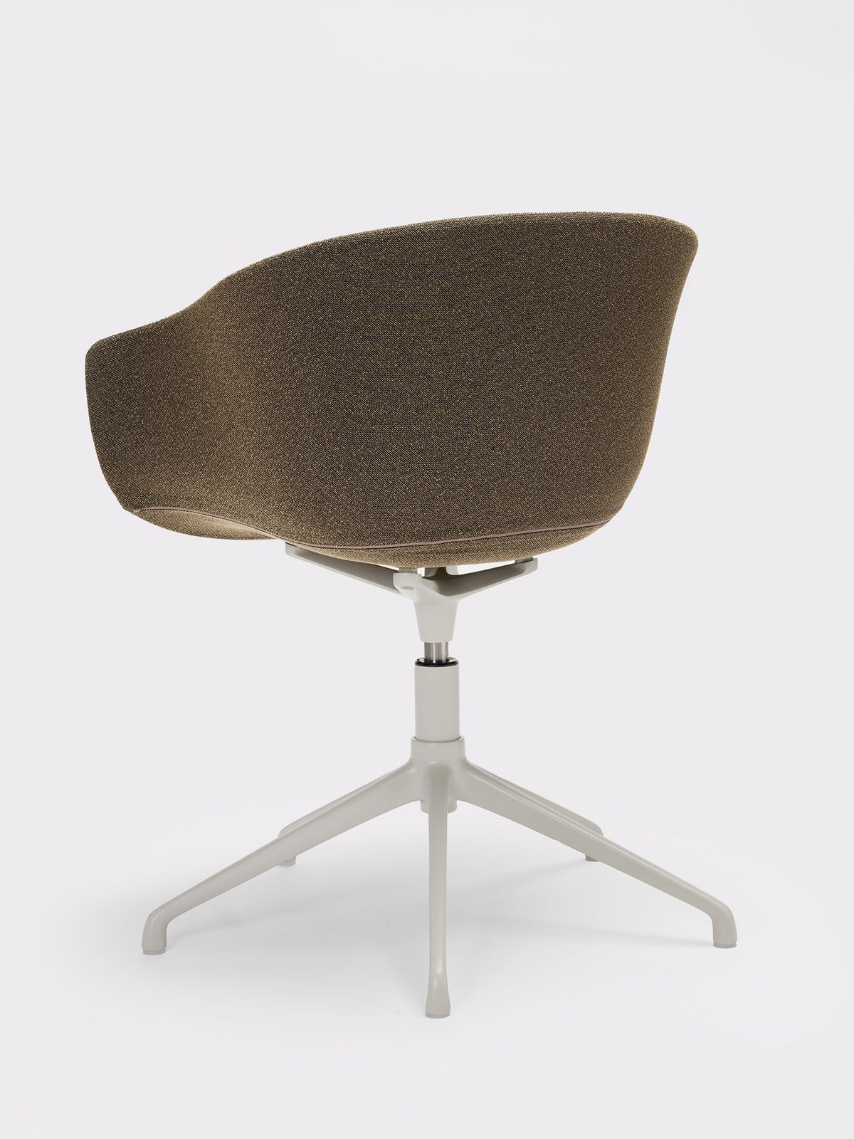 Bai Swivel Chair by Ondarreta, view 8