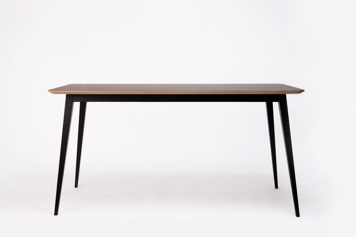 Bob High Table by Ondarreta, view 2