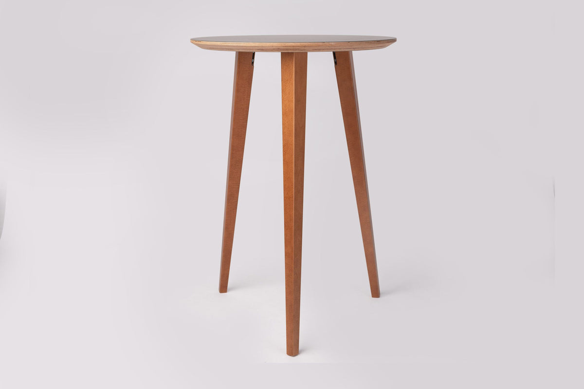 Bob High Table by Ondarreta, view 5