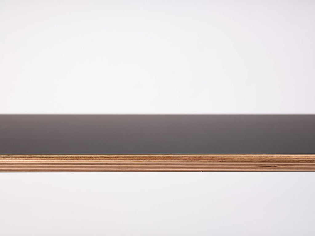 Bob Low Table by Ondarreta, view 4