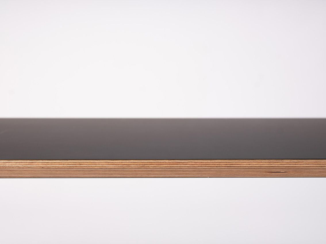 Bob Low Table by Ondarreta, view 4