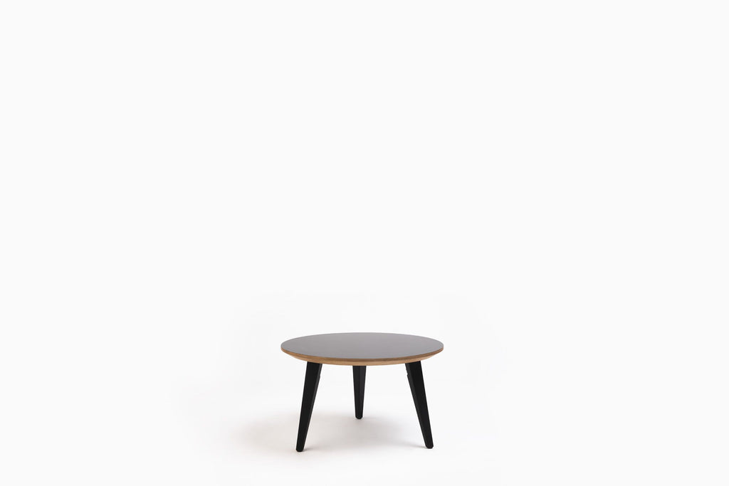 Bob Low Table by Ondarreta, view 5