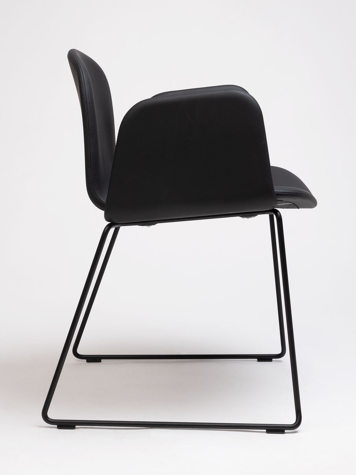 Bob XL Sled Armchair by Ondarreta, view 9
