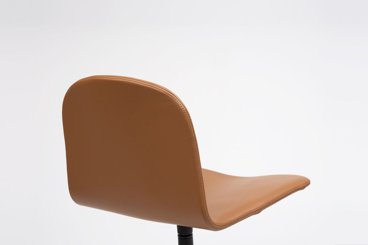 Bob XL Swivel Chair by Ondarreta, view 7