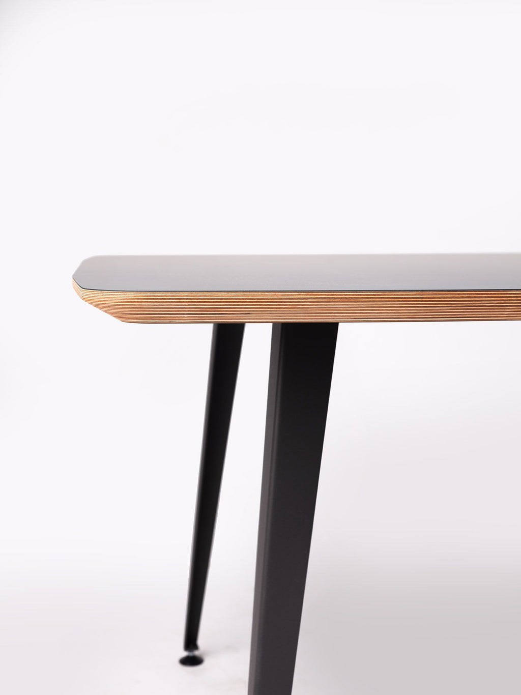 Do Table by Ondarreta, view 6