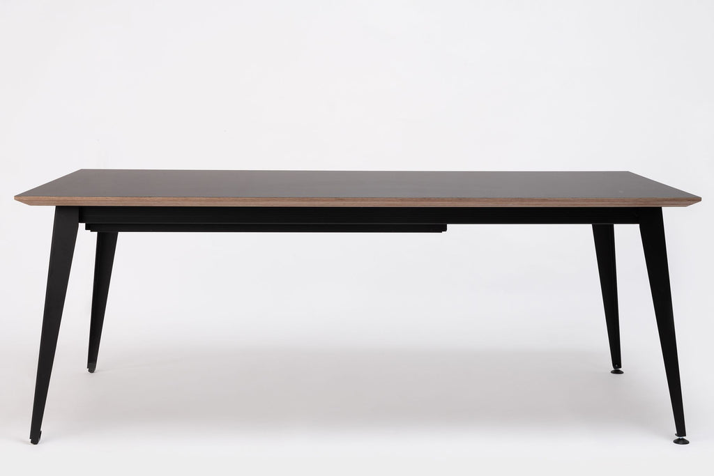 Don Extendable Table by Ondarreta