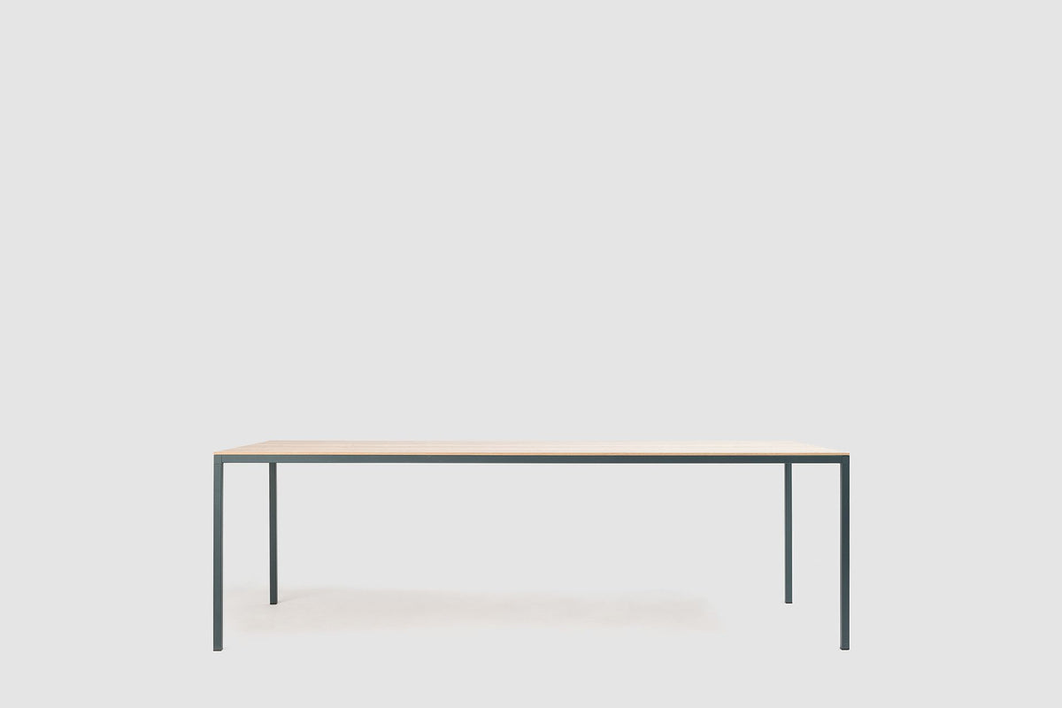 Dry Multi Size Table by Ondarreta, view 5