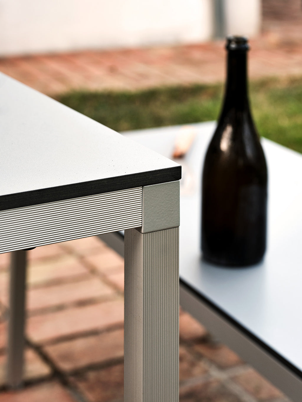 Dry Out Bench by Ondarreta, view 6