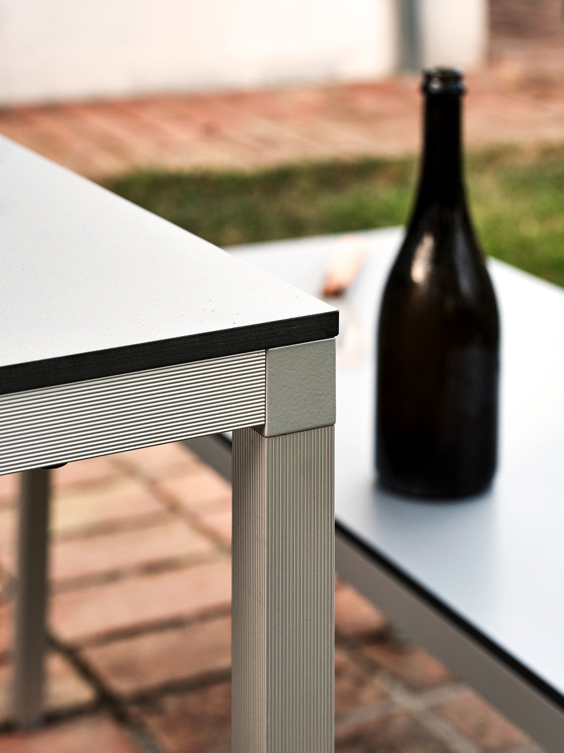 Dry Out Bench by Ondarreta, view 6