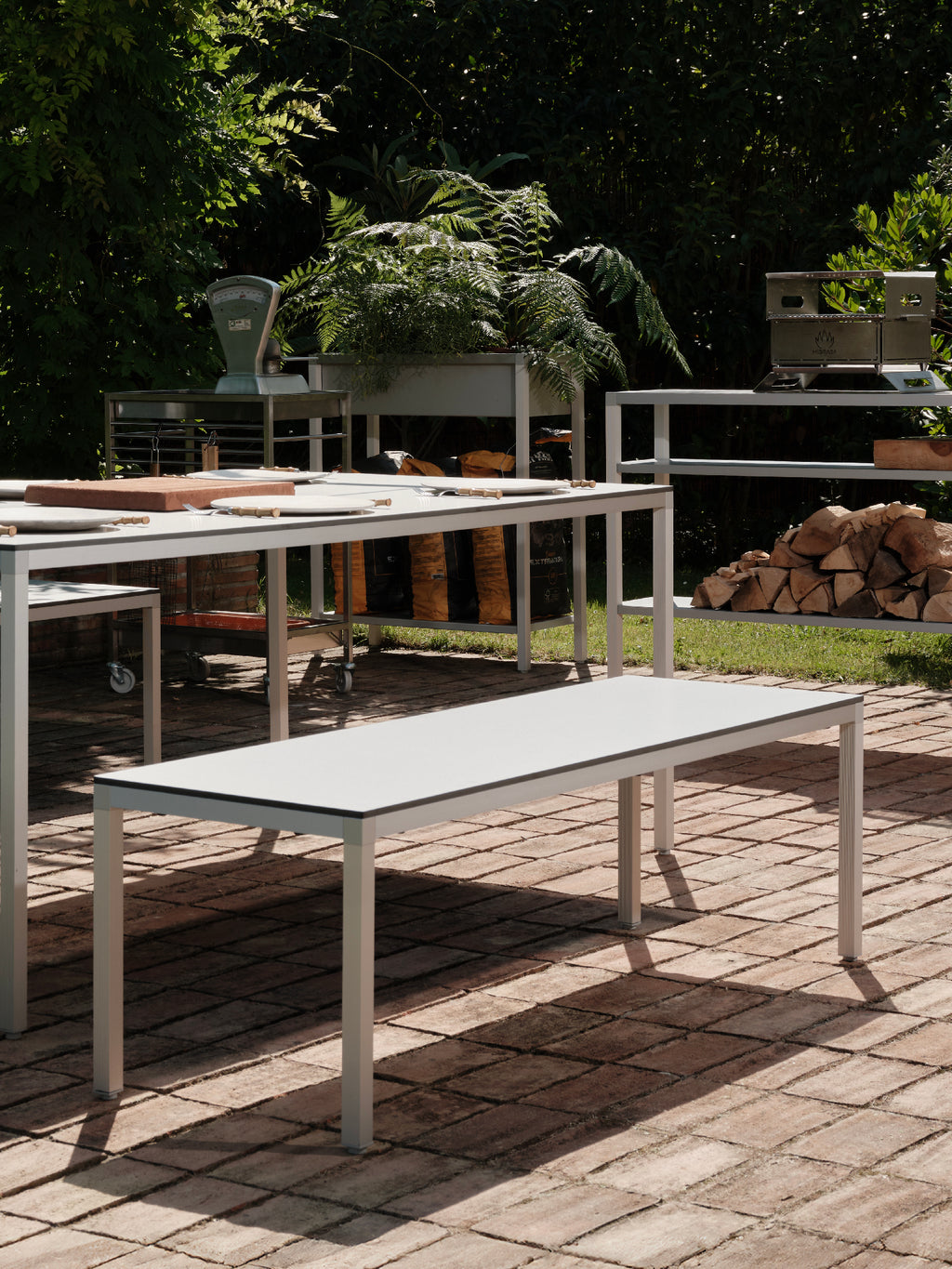 Dry Out Table by Ondarreta, view 7