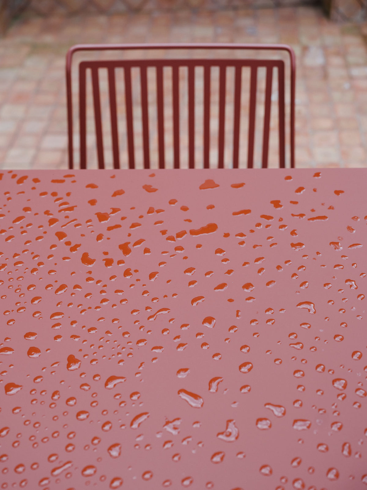 Dry Out Table by Ondarreta, view 9