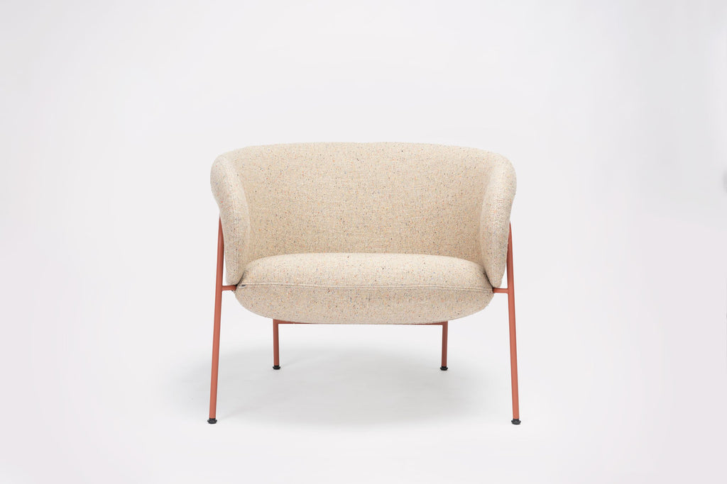 Ginger Lounge Chair by Ondarreta, view 2