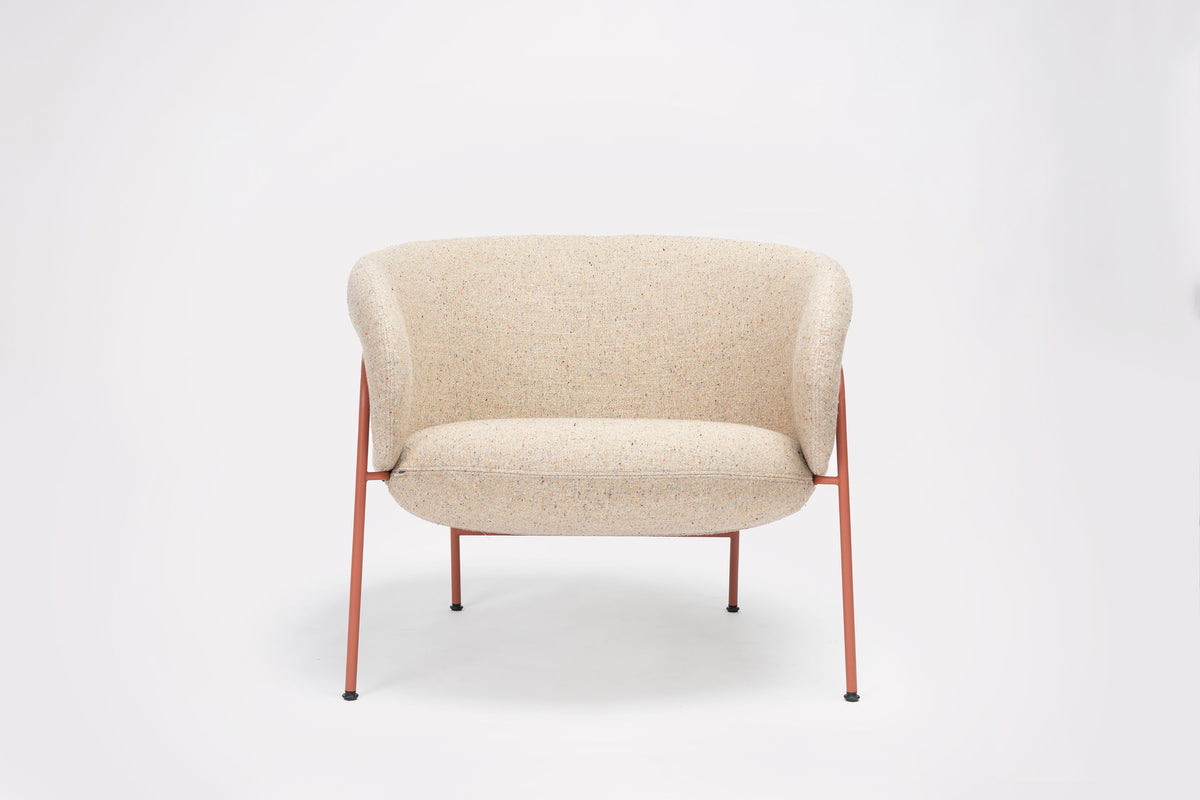 Ginger Lounge Chair by Ondarreta, view 2
