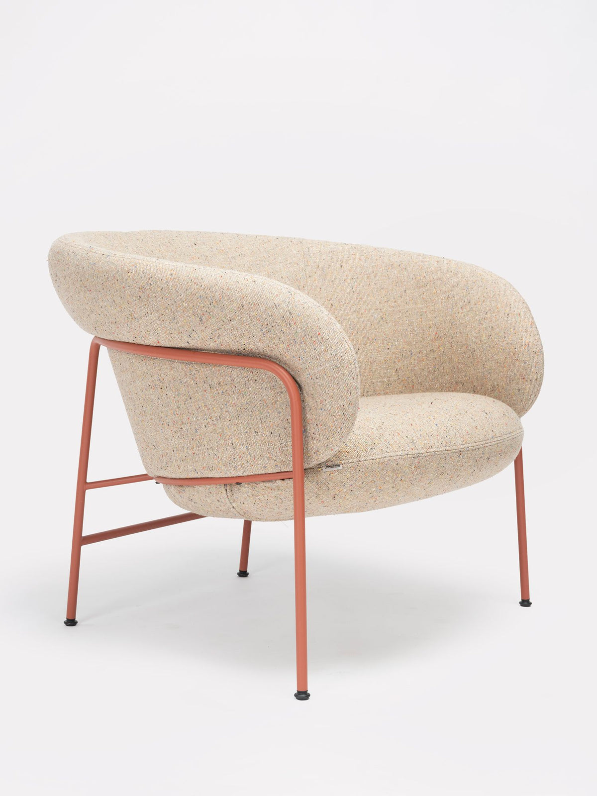 Ginger Lounge Chair by Ondarreta, view 3