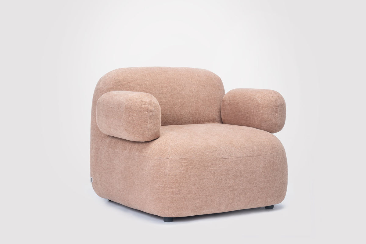 Gumi Armchair by Ondarreta, view 3