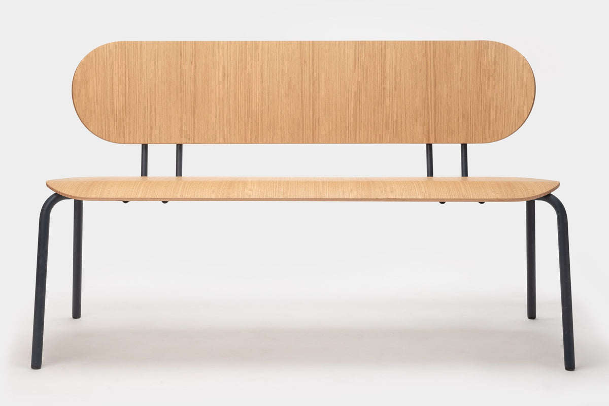 Hari Bench by Ondarreta, view 2