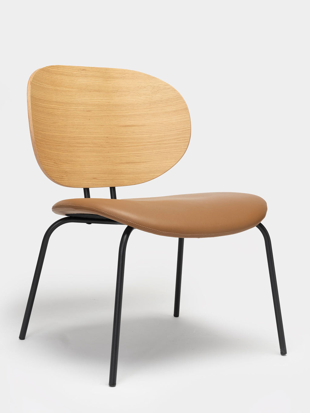 Hari Lounge Chair by Ondarreta, view 5