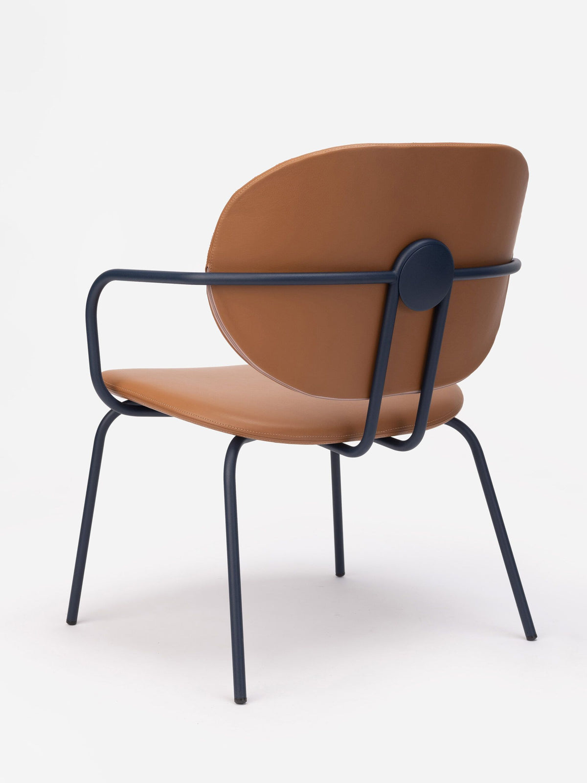 Hari Lounge Chair with Armrests by Ondarreta, view 3