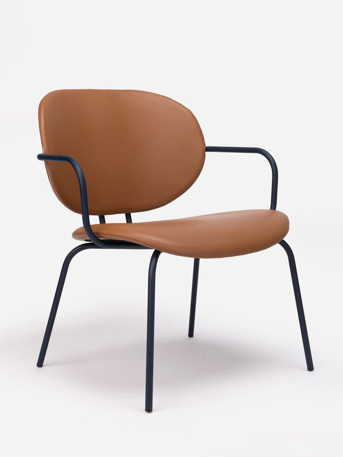 Hari Lounge Chair with Armrests by Ondarreta, view 5
