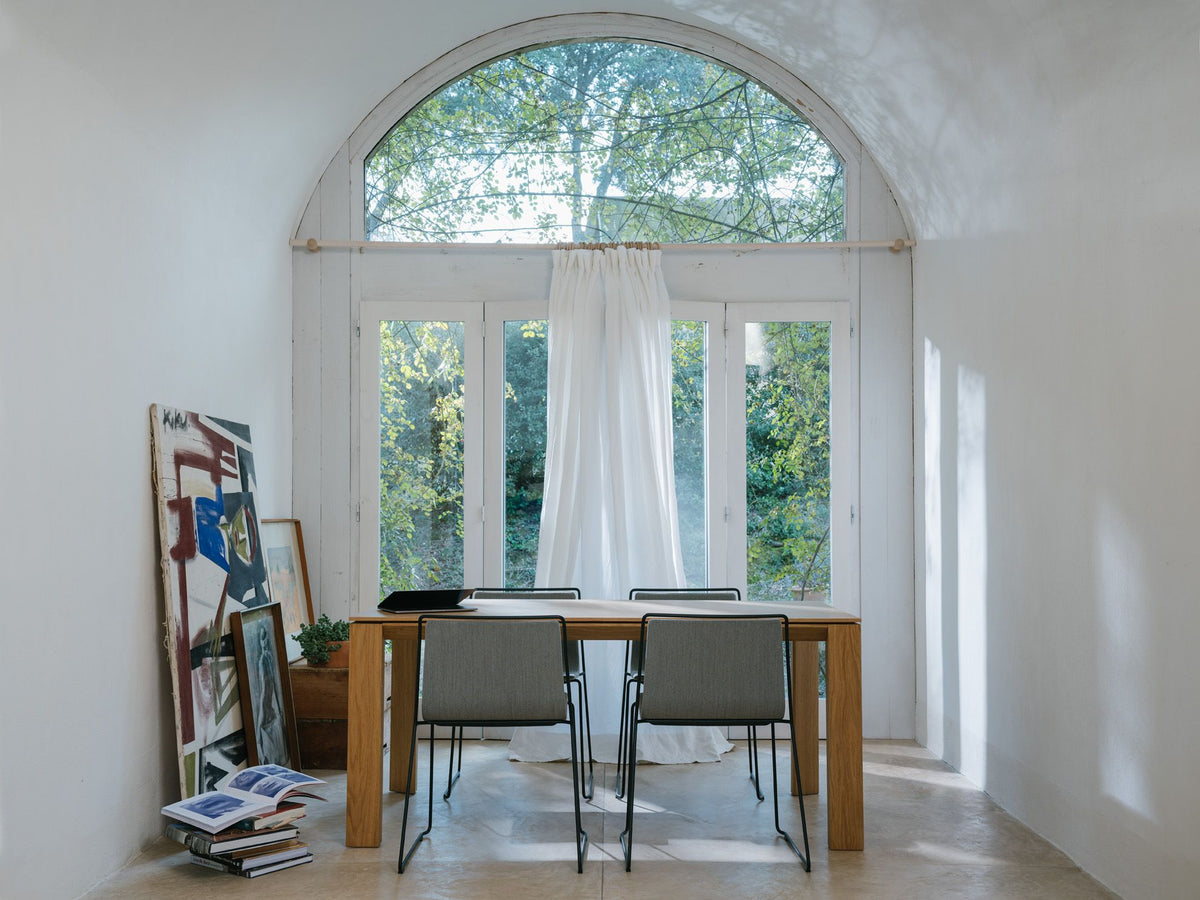 Iru Extendable Table by Ondarreta, view 9