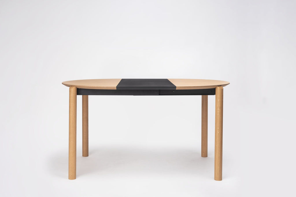 Juno Round Extendable Table by Ondarreta, view 2