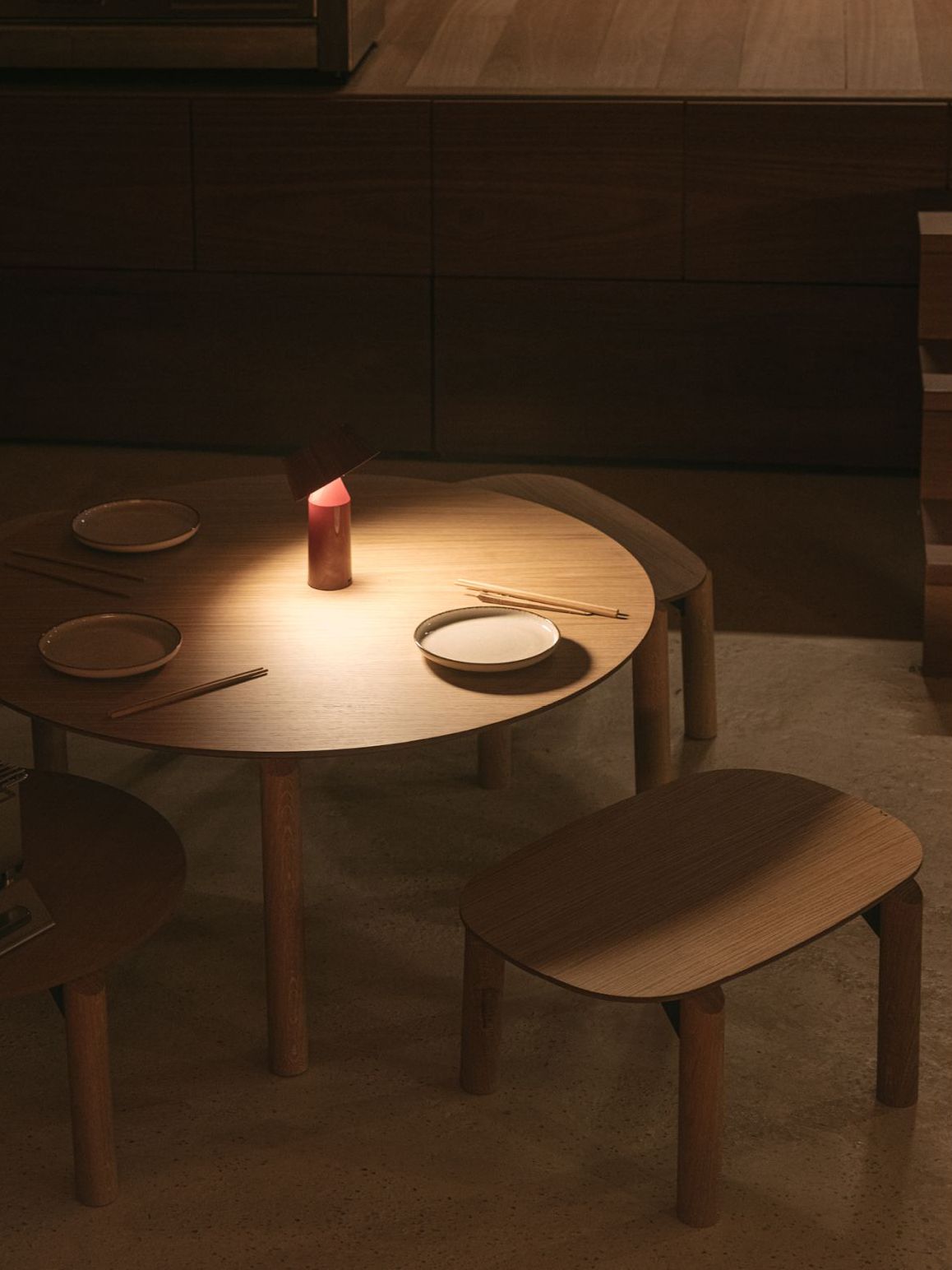 Juno Round Table by Ondarreta, view 9