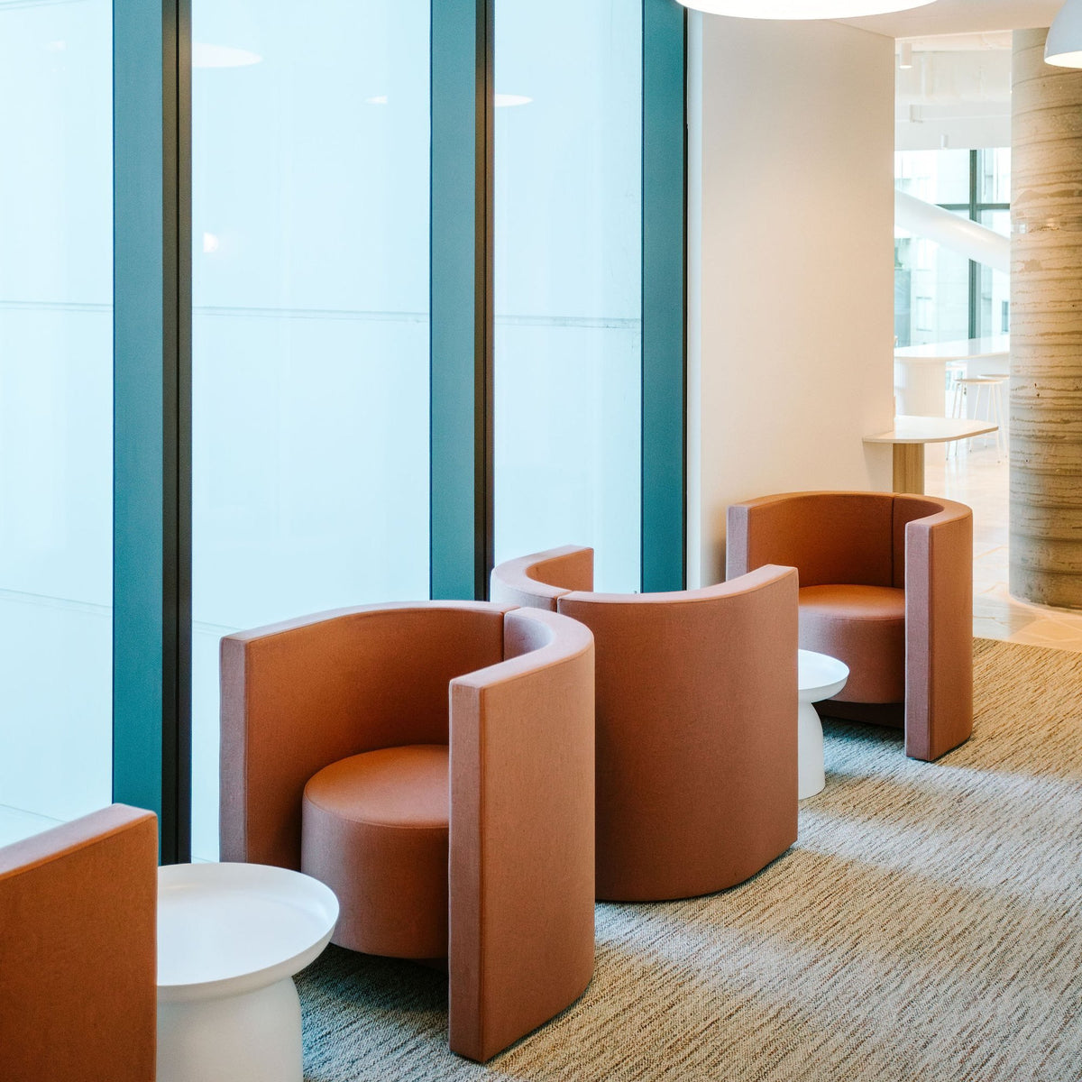 BASE focus desks and seating by Klaro Industrial Design (K.I.D), view 4