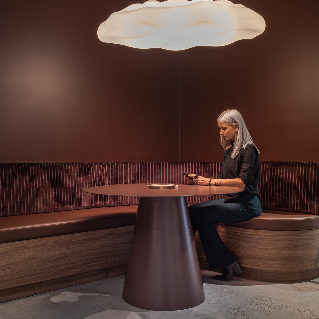 CONUS meeting table by Klaro Industrial Design (K.I.D), view 2