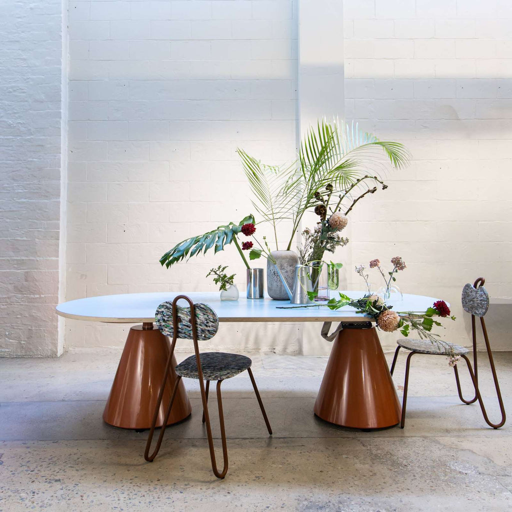 CONUS h/a height adjustable table by Klaro Industrial Design (K.I.D)