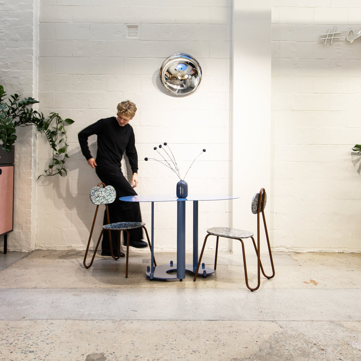 DONUT table by Klaro Industrial Design (K.I.D), view 3