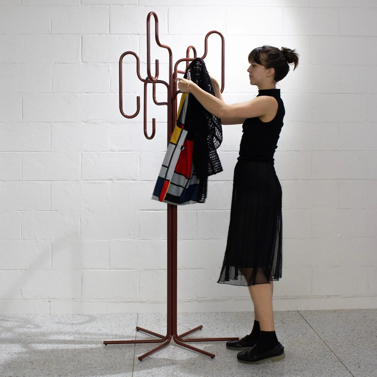 HUNGER coat stand by Klaro Industrial Design (K.I.D), view 3
