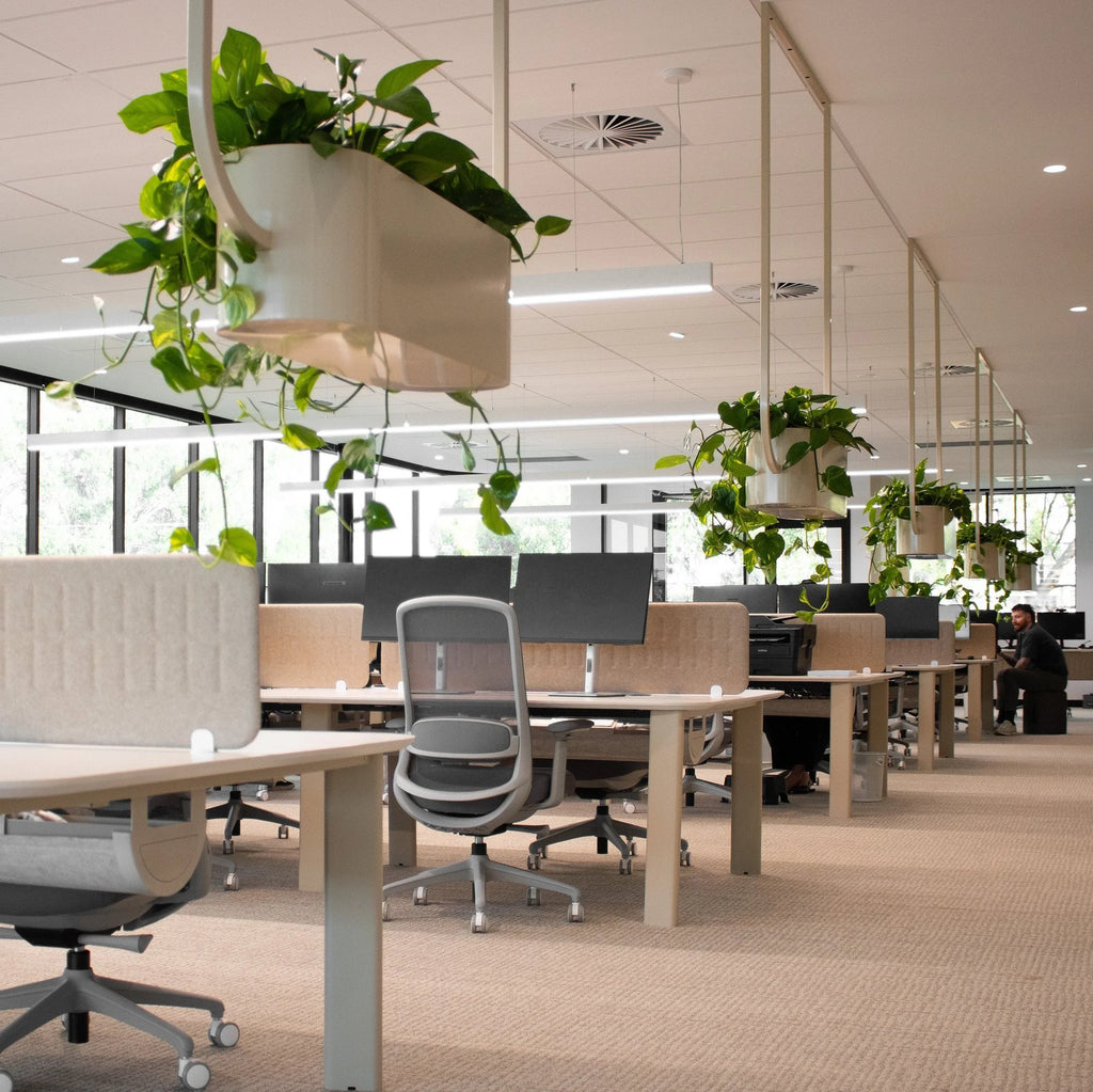 OBLONG workstation and table base system by Klaro Industrial Design (K.I.D), view 2