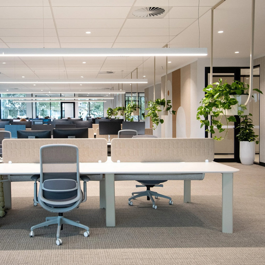 PUFFY modesty panel or workstation screen by Klaro Industrial Design (K.I.D), view 2