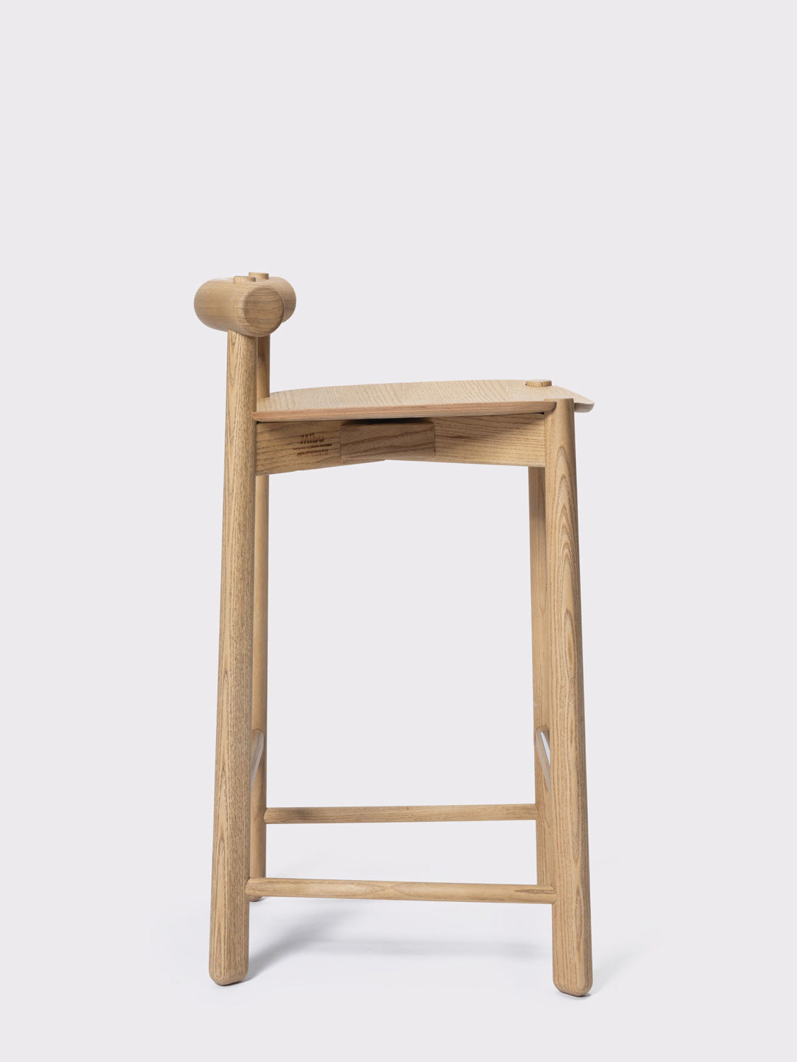 Mibu Stool by Ondarreta, view 4