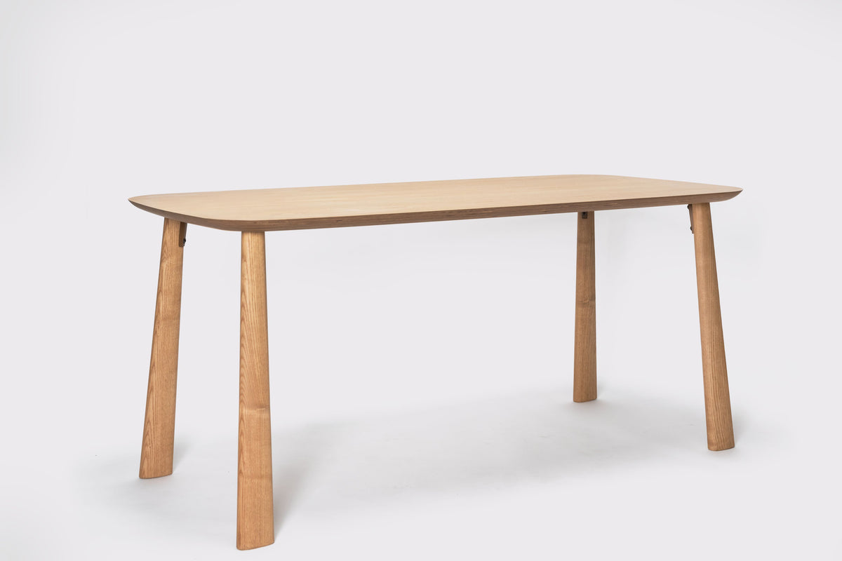 Mibu Table by Ondarreta, view 2