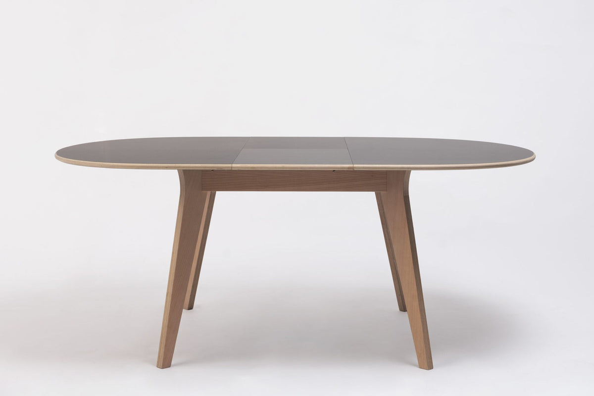 Mikado Extendable Table by Ondarreta