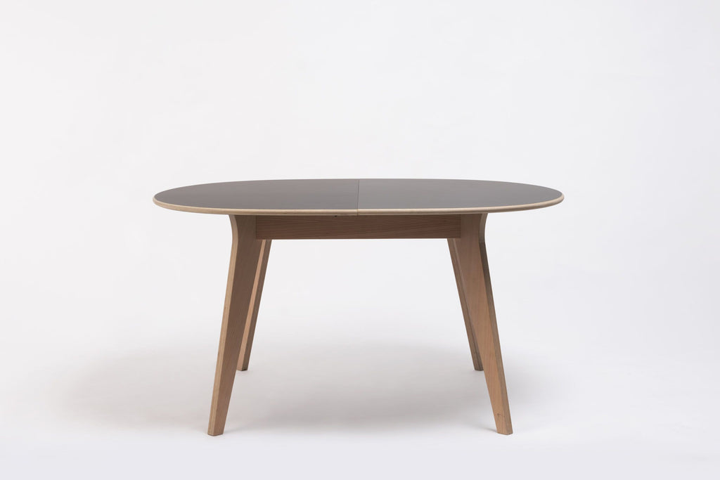 Mikado Extendable Table by Ondarreta, view 3