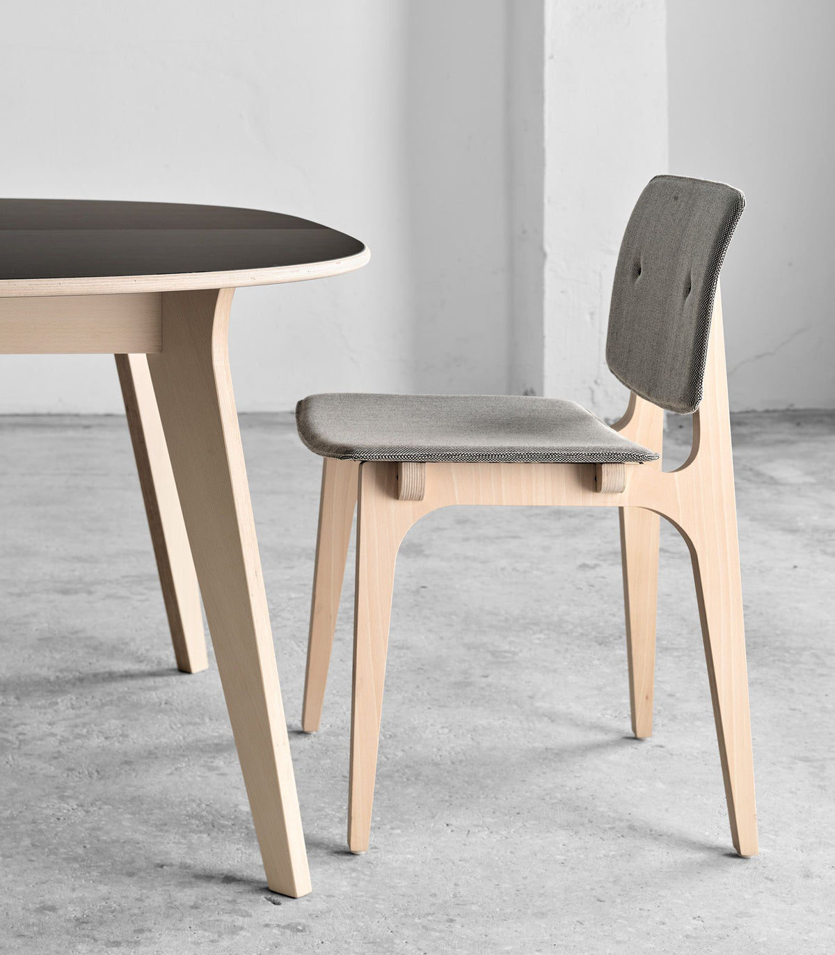 Mikado Extendable Table by Ondarreta, view 8