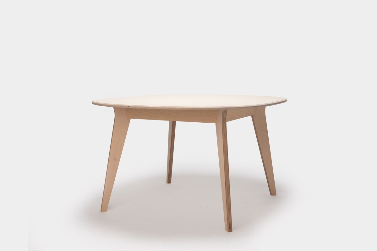 Mikado Table by Ondarreta, view 3