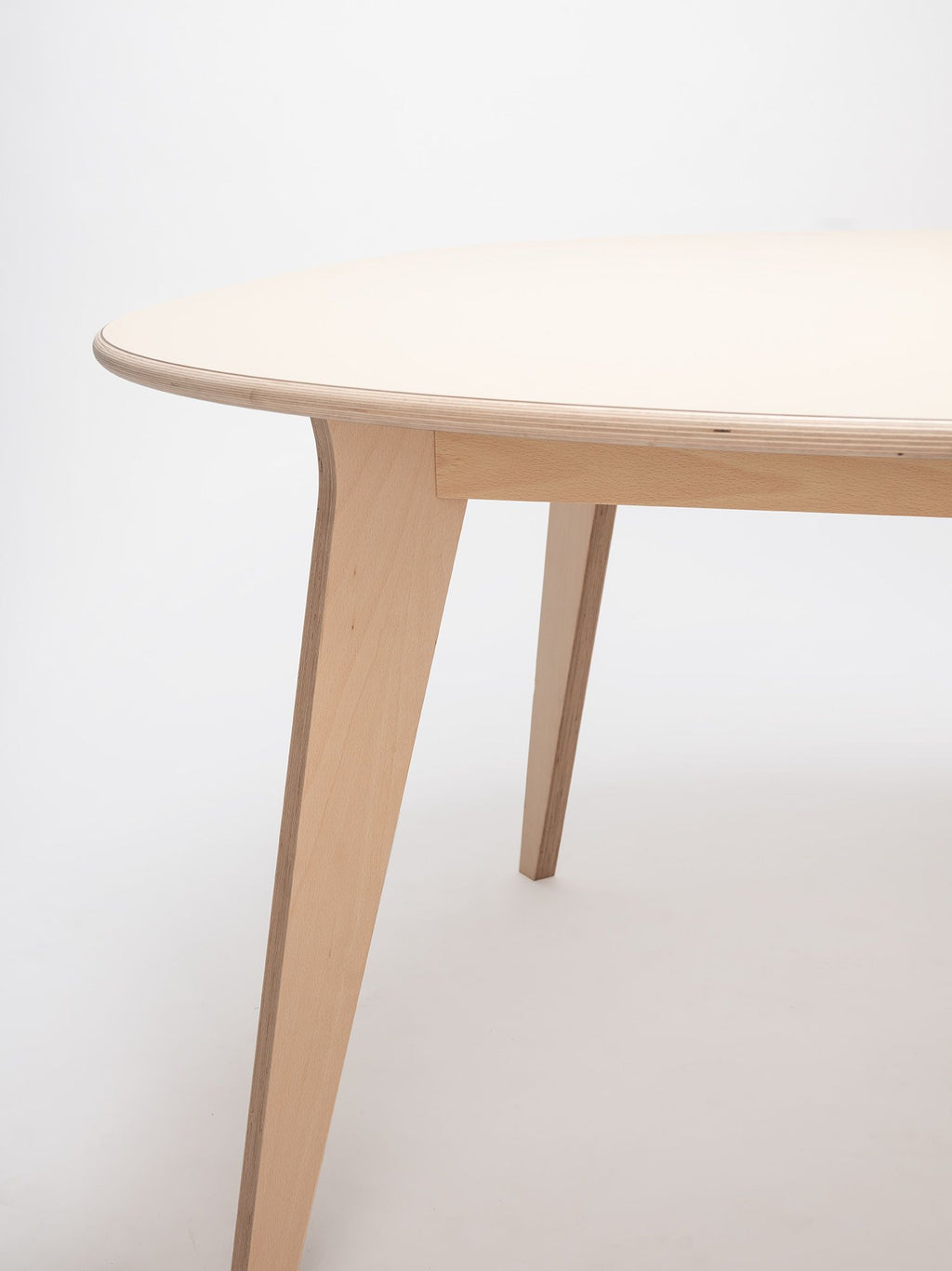 Mikado Table by Ondarreta, view 5