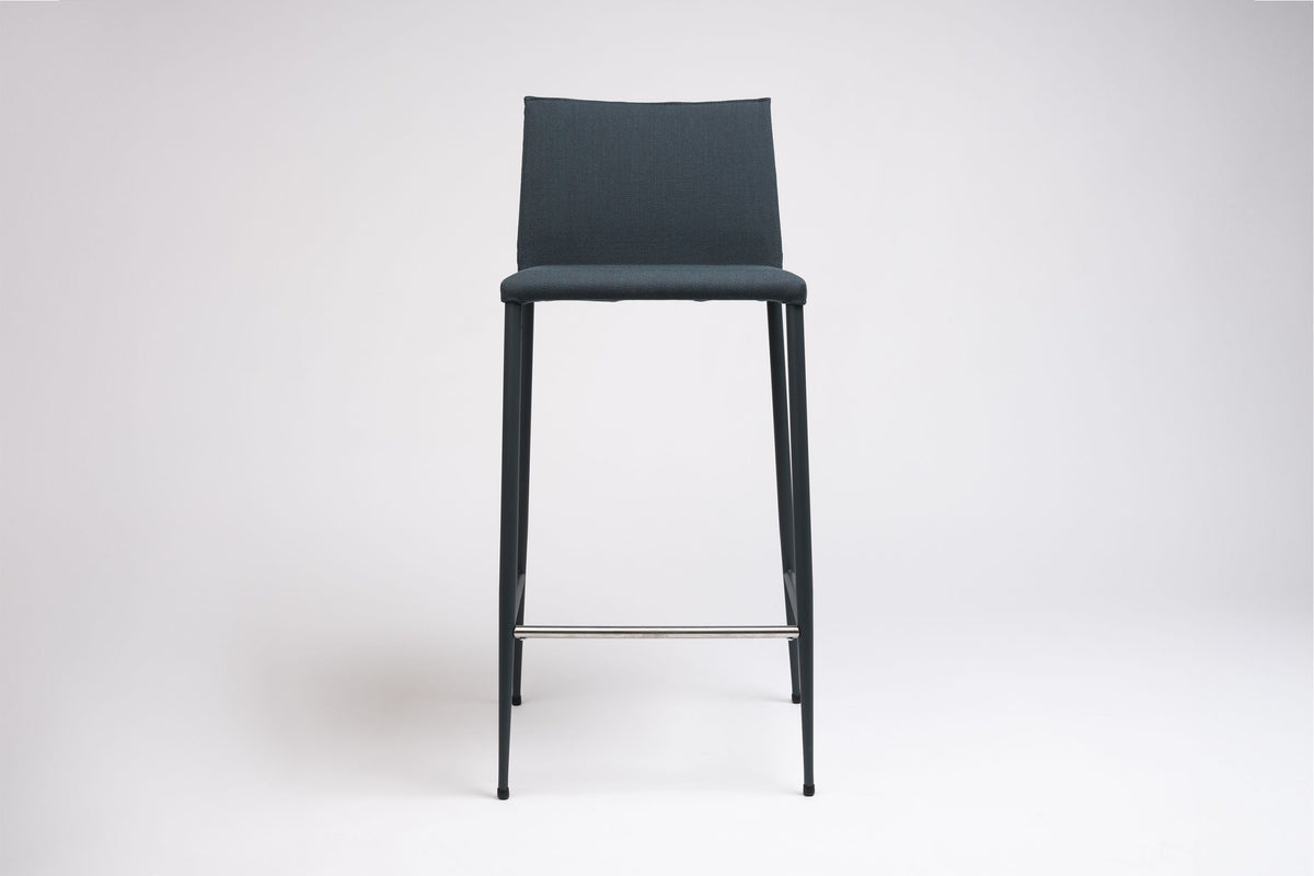 Moka Stool by Ondarreta, view 2