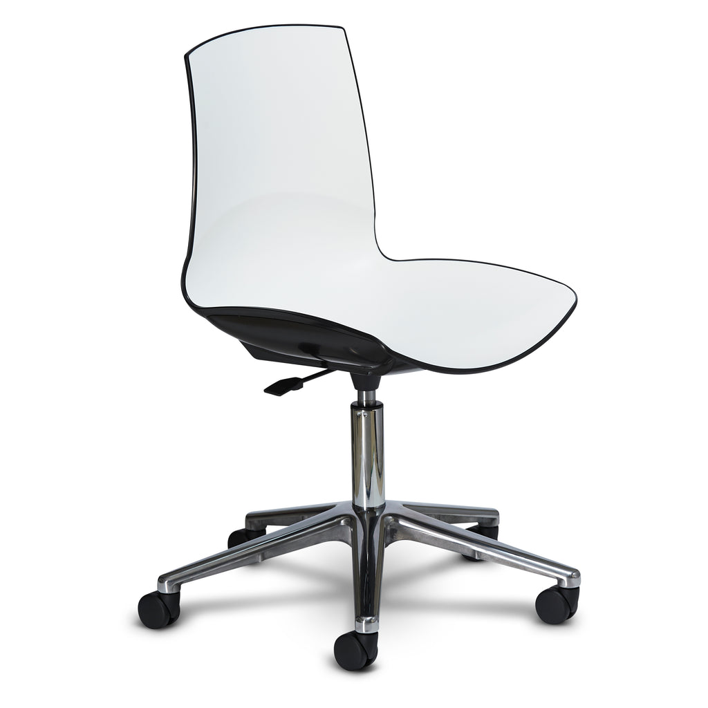 Now Chair, view 7