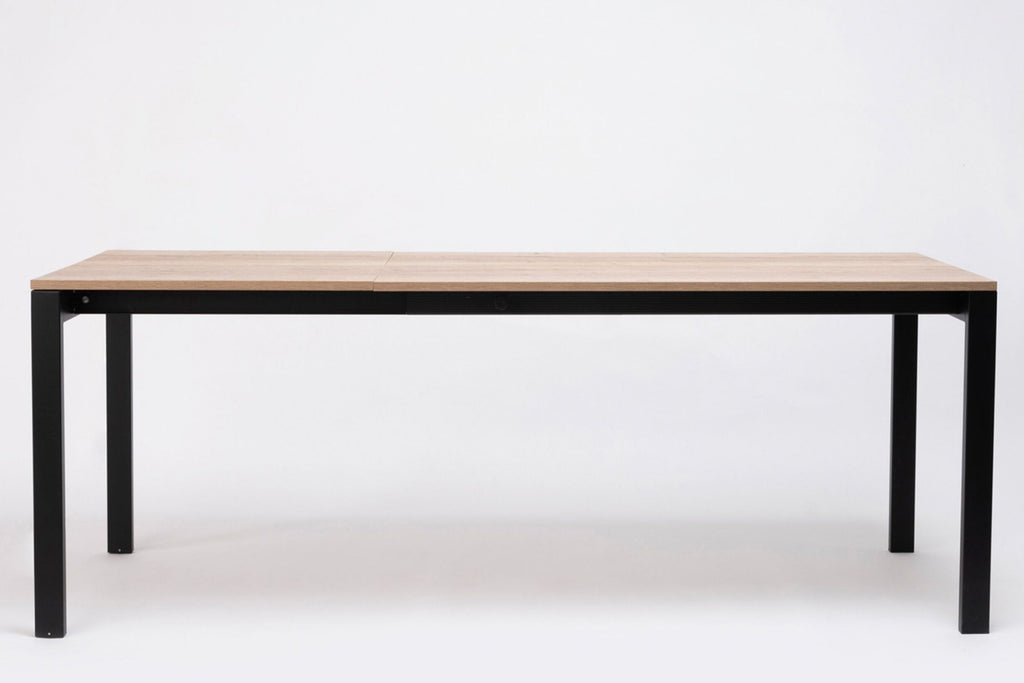 Punto Extendable Table by Ondarreta